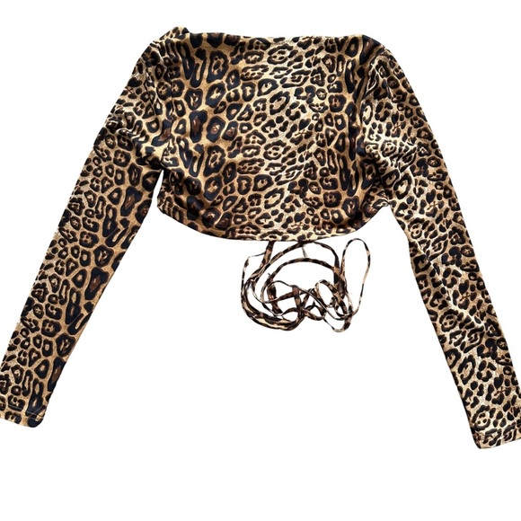 Superdown Mikaela Leopard Print Wrap Top SZ Small Long Sleeve Coachella NWT - Picture 7 of 8